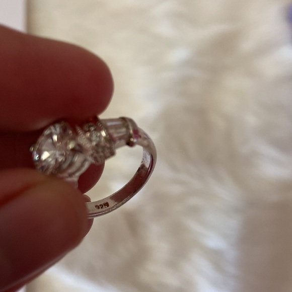 Sterling silver sparkly engagement ring! - Picture 5 of 5
